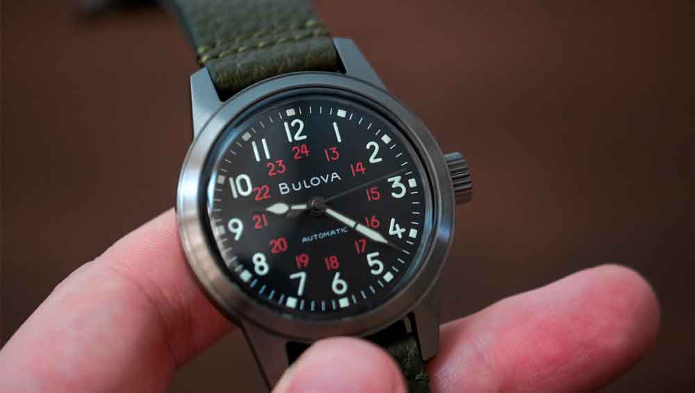 Bulova Hack Watch 98A255